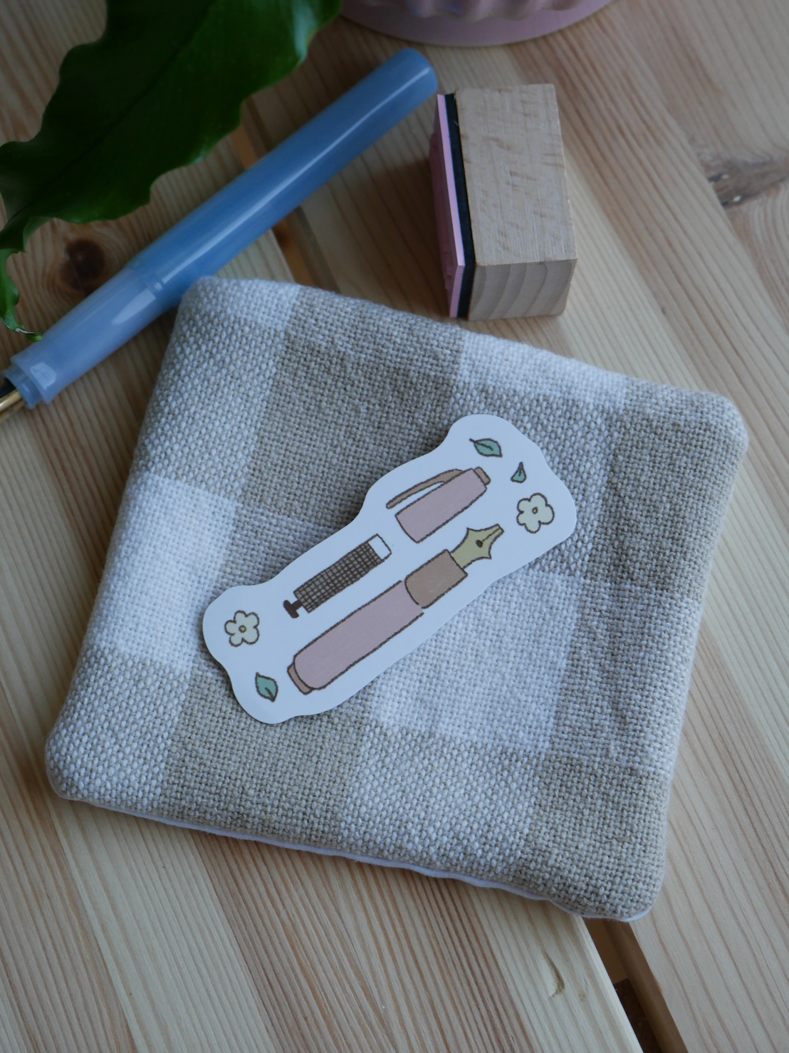 fountain pen vinyl sticker